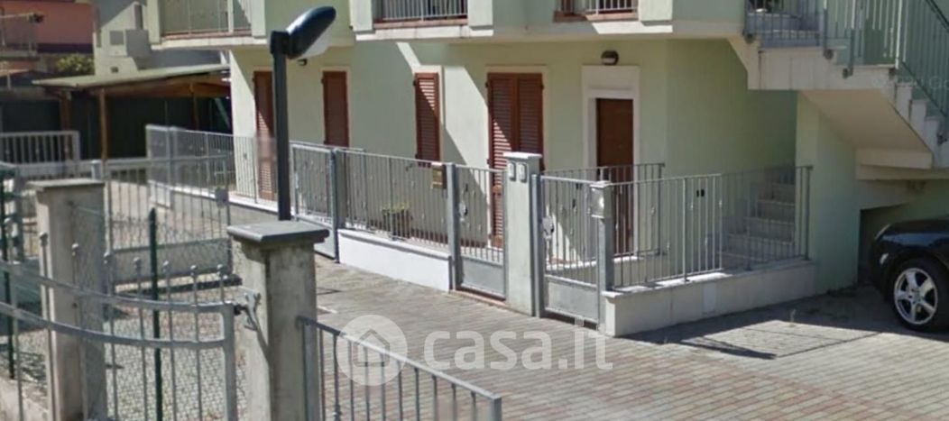 Appartamento in Vendita in Via Flavio Torello Baracchini 1 a Massa