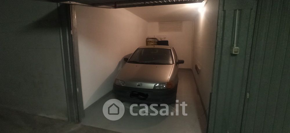 Garage/Posto auto in Vendita in Via turati a Savona