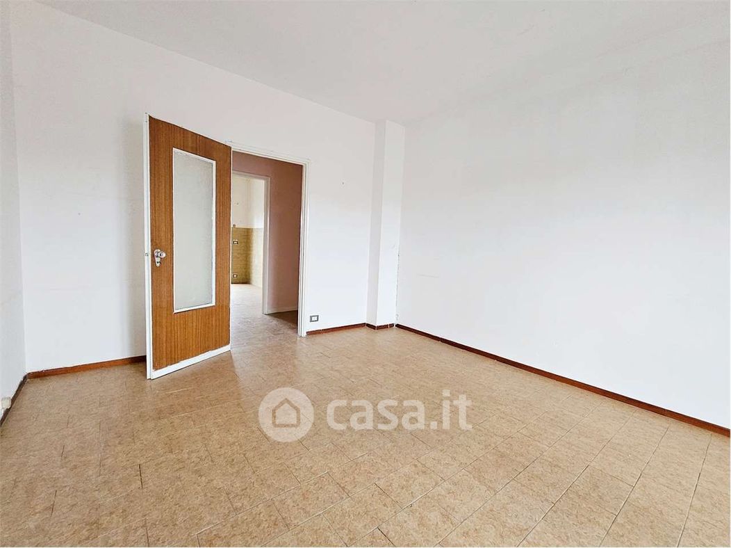 Appartamento in Vendita in Corso Vercelli a Novara