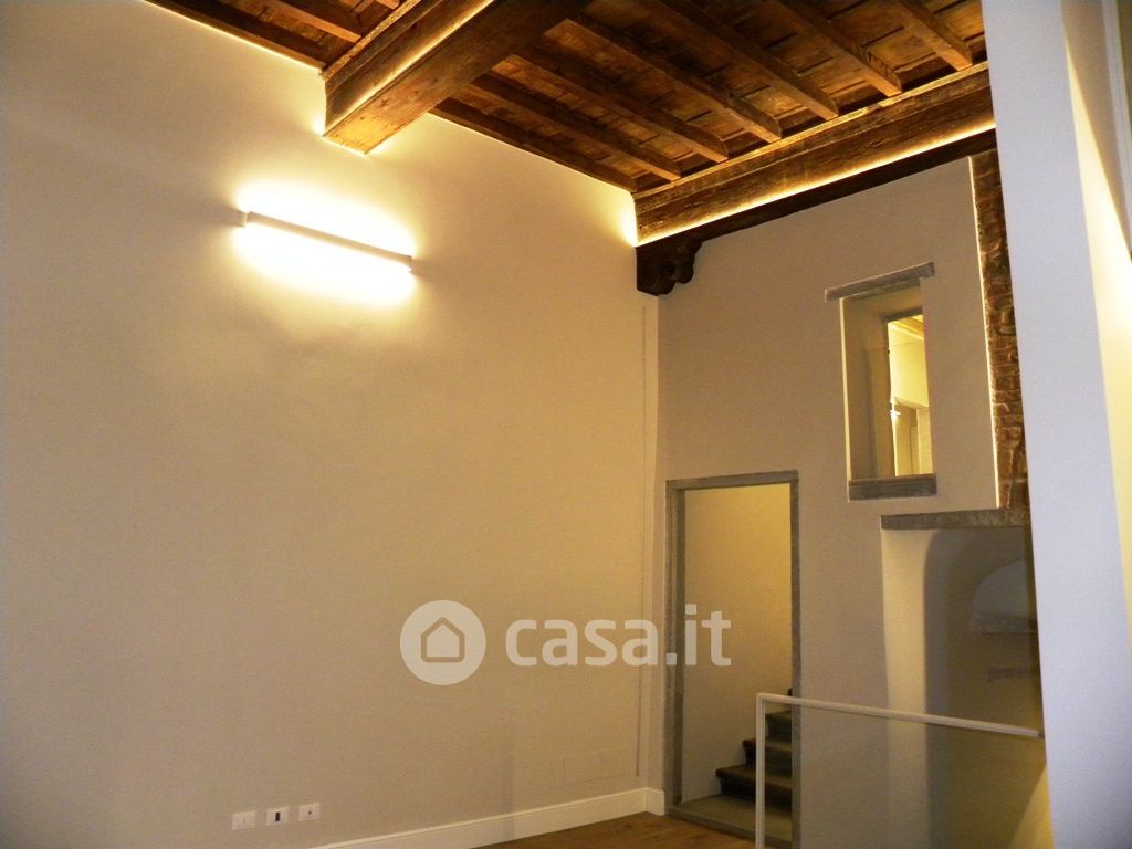 Appartamento in Vendita in Via Maggio a Firenze