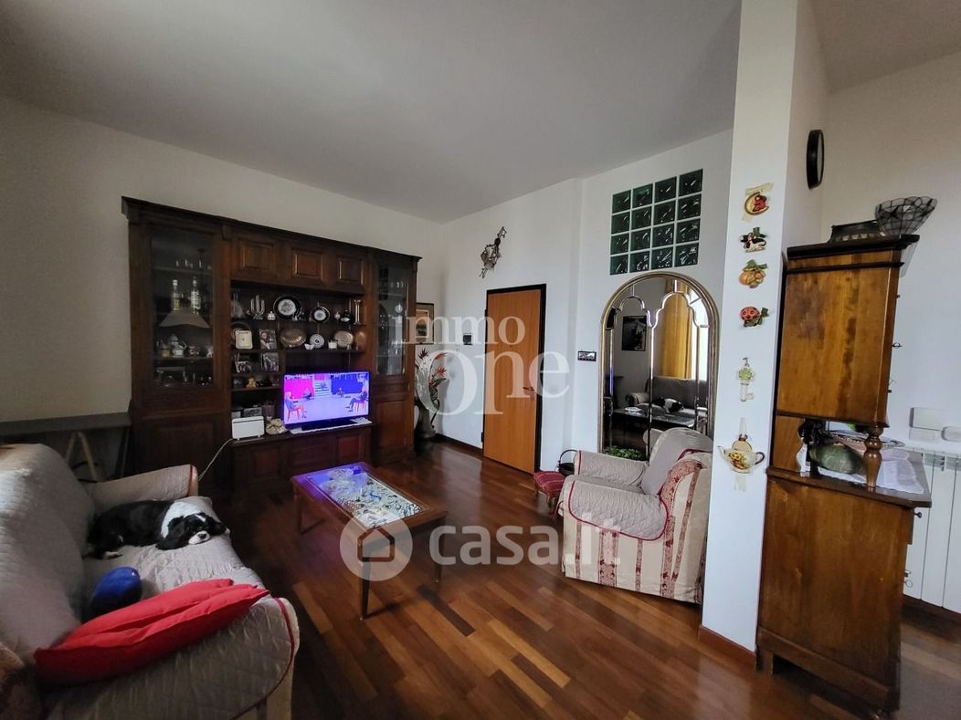 Appartamento in Vendita in Viale Giosuè Carducci 84 /A a Livorno