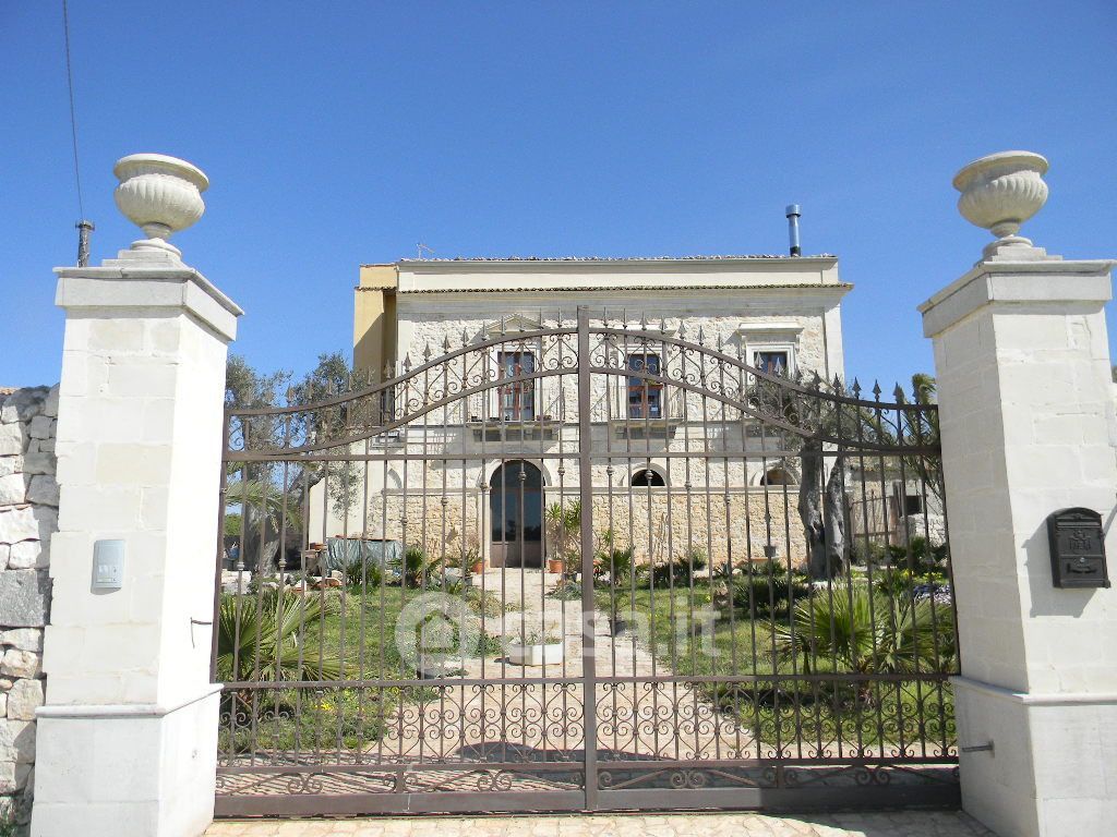 Villa in Vendita in a Ragusa