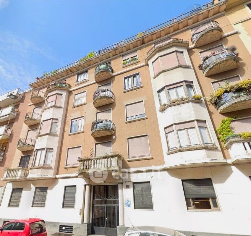 Appartamento in Vendita in Via Catalani 57 a Milano