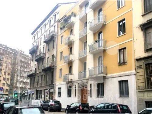 Appartamento in Affitto in Via Paracelso 8 a Milano