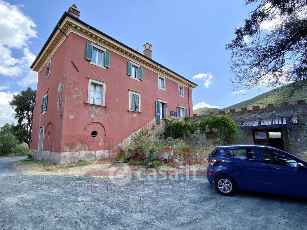 Villa in Vendita in Via Giuseppe Mazzini 3 a Santa Luce