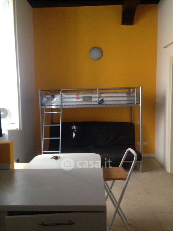 Appartamento in Vendita in Corso Giuseppe Garibaldi a Pavia