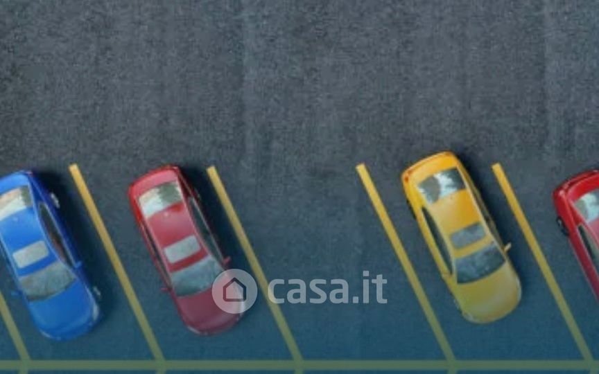 Garage/Posto auto in Vendita in Viale Amerigo Vespucci a Chioggia