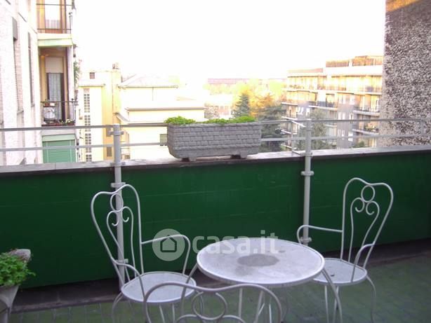 Appartamento in Affitto in Via Giuseppe Avezzana 14 a Milano
