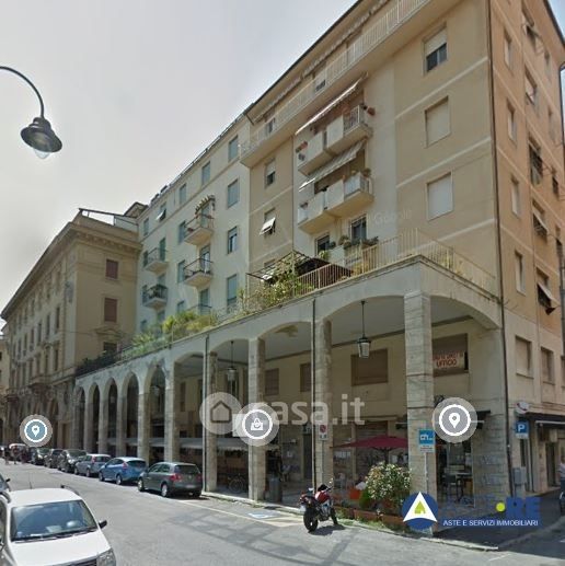 Negozio/Locale commerciale in Vendita in Via di Franco 4 -26 a Livorno