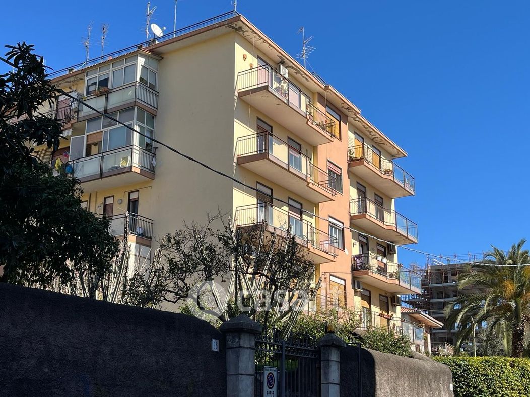Appartamento in Vendita in Via Nuovalucello 25 a Catania