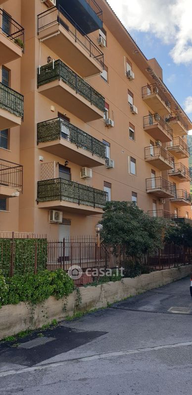 Appartamento in Vendita in Via Nicolò Rodolico 12 a Palermo