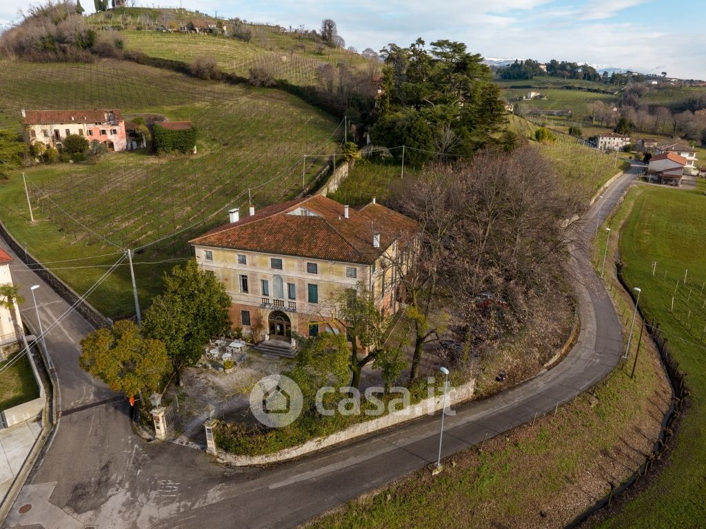 Villa in Vendita in Via Zabarella a Breganze
