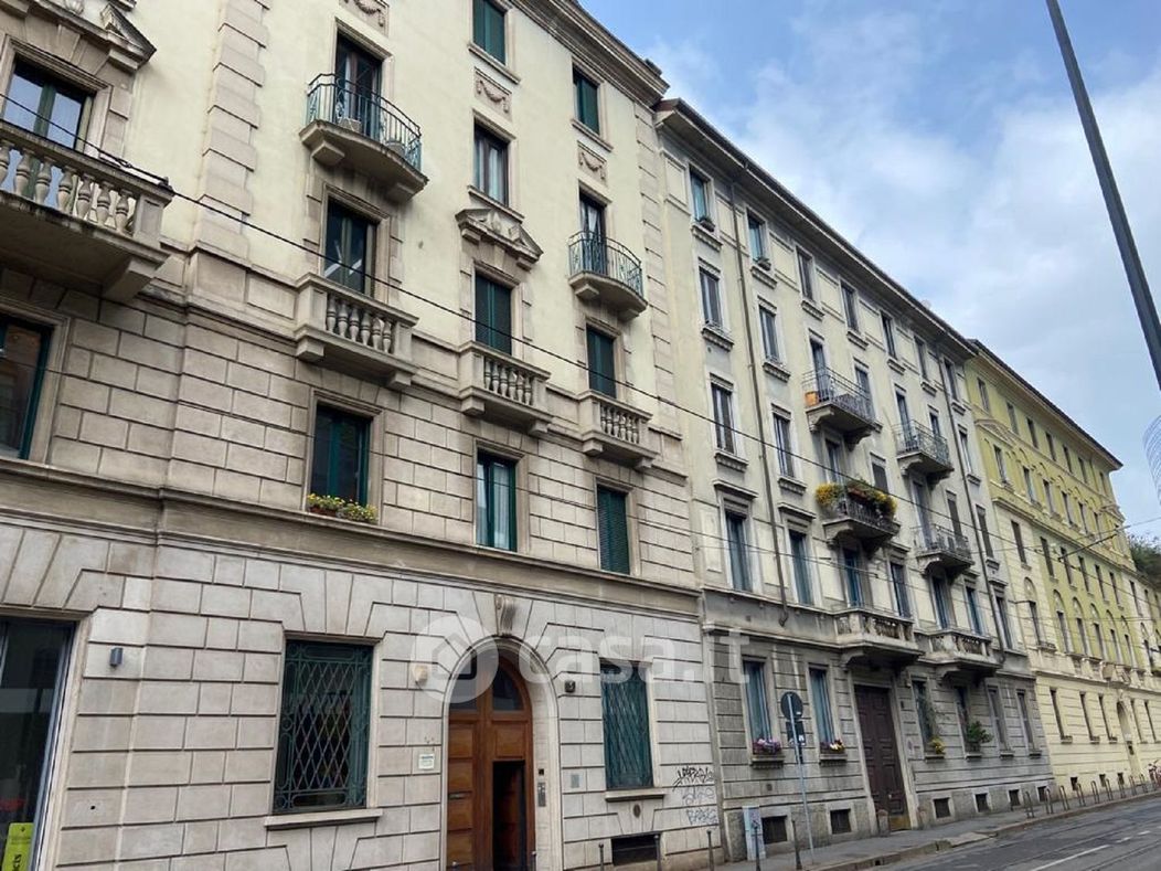Appartamento in Affitto in Via Gaspare Rosales 5 a Milano