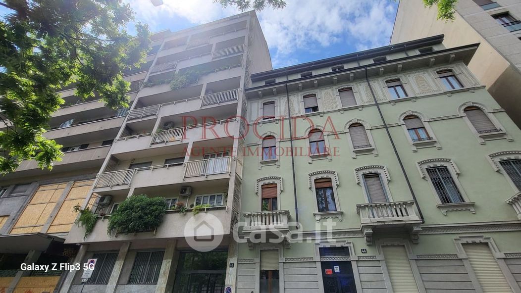 Appartamento in Vendita in Viale Gran Sasso 48 a Milano