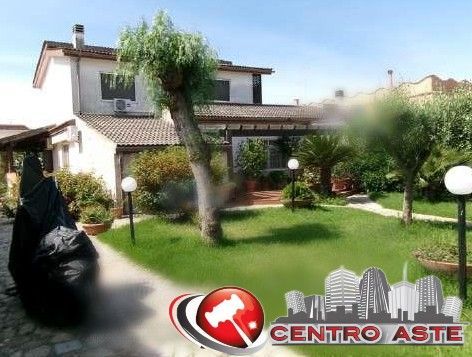Villa in Vendita in Via Girasoli a Taranto
