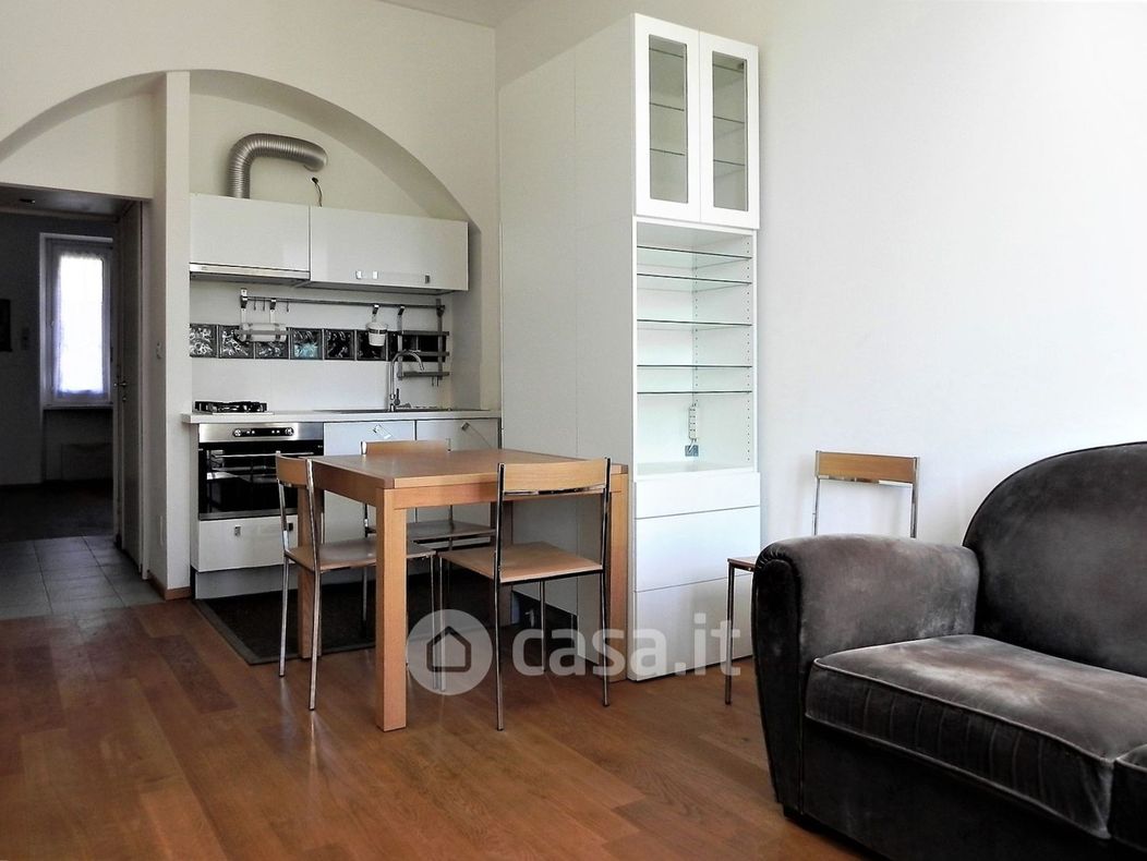 Appartamento in Affitto in Via Santorre di Santarosa 19 a Torino