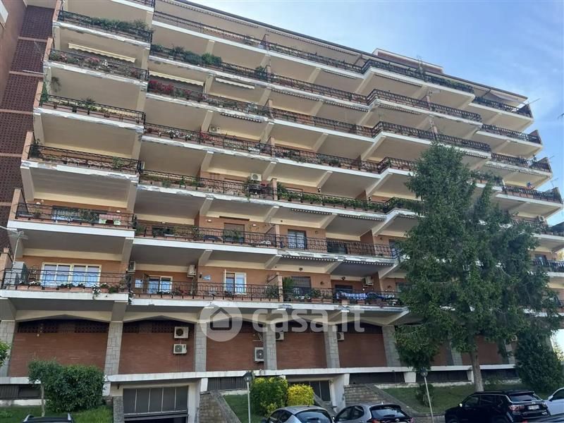 Appartamento in Vendita in Via delle Case Basse a Roma