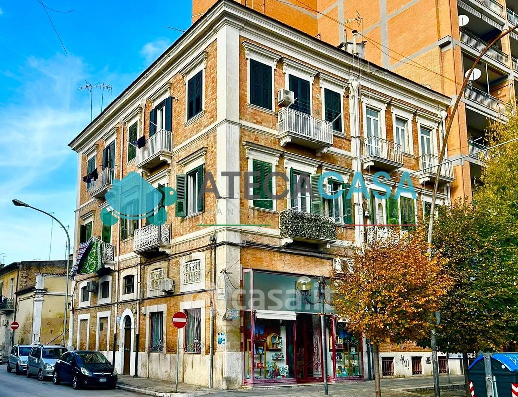 Appartamento in Vendita in Via Pietro Scrocco a Foggia