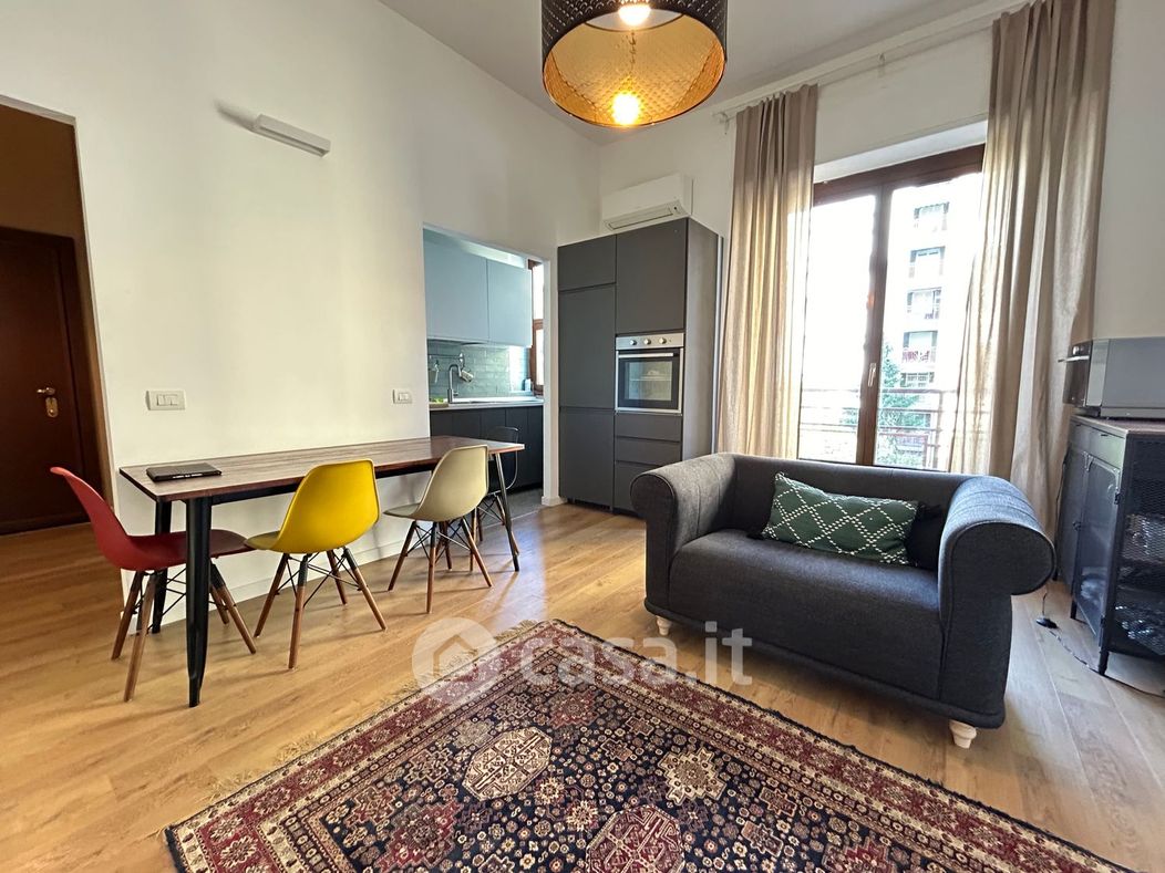 Appartamento in Affitto in Via Lodovico Il Moro 185 a Milano