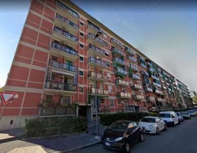 Appartamento in Vendita in Via degli Abeti 14 a Milano