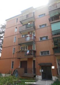Appartamento in Vendita in Via Console Marcello 36 a Milano