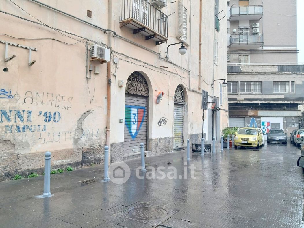 Negozio/Locale commerciale in Vendita in Via Giorgio Pallavicino a Napoli