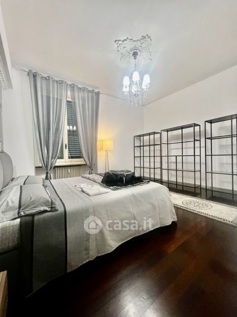Appartamento in Vendita in Via Capolungo a Genova