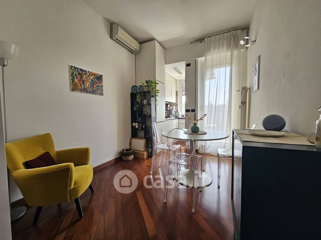 Appartamento in Vendita in Via Lodovico Il Moro 59 a Milano