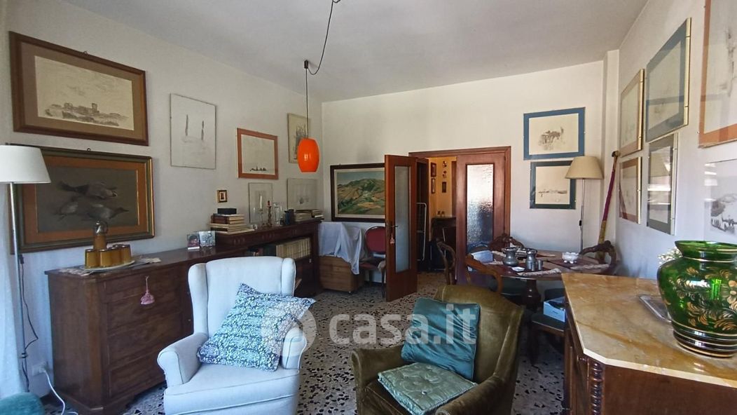 Appartamento in Vendita in Via delle Province a Siena