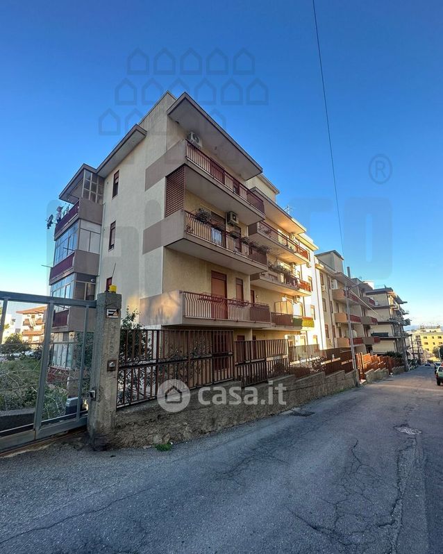Appartamento in Vendita in Via Gelone a Messina