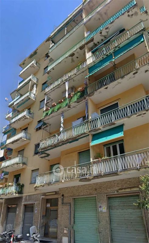 Appartamento in Vendita in Via Antonio Cei 47 a Genova