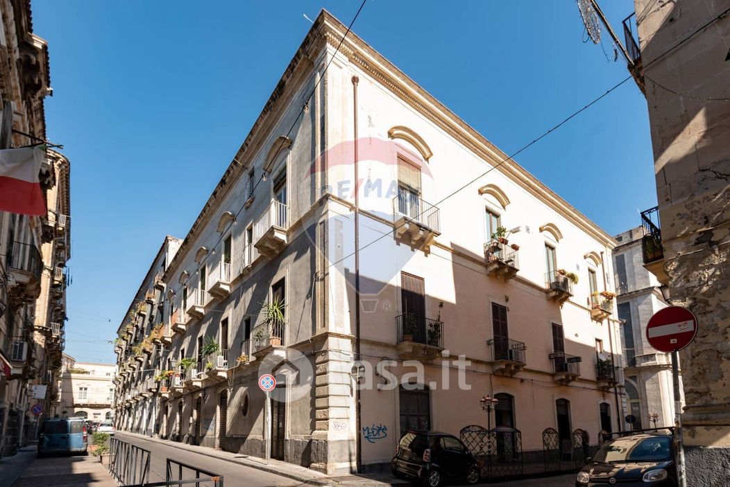Appartamento in Vendita in Via Barone della Bicocca 24 a Catania