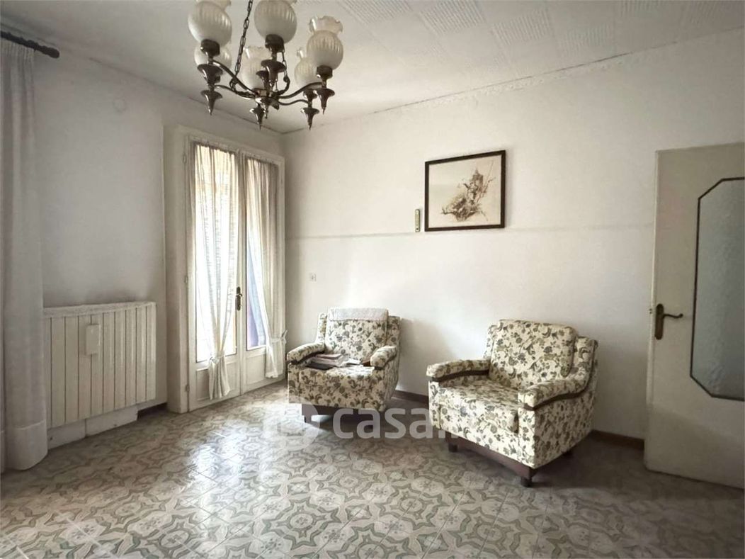 Rustico/Casale in Vendita in Via Dante Alighieri a Monteforte d'Alpone