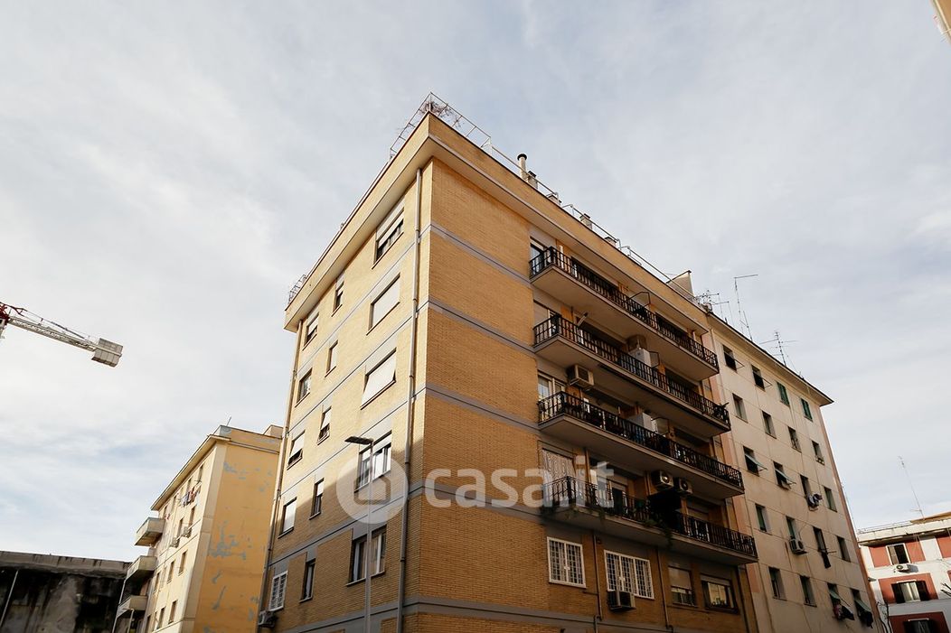 Appartamento in Vendita in Via Giovanni Battista Nolli a Roma