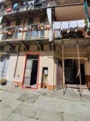 Appartamento in Vendita in Via Cuneo 3 a Torino