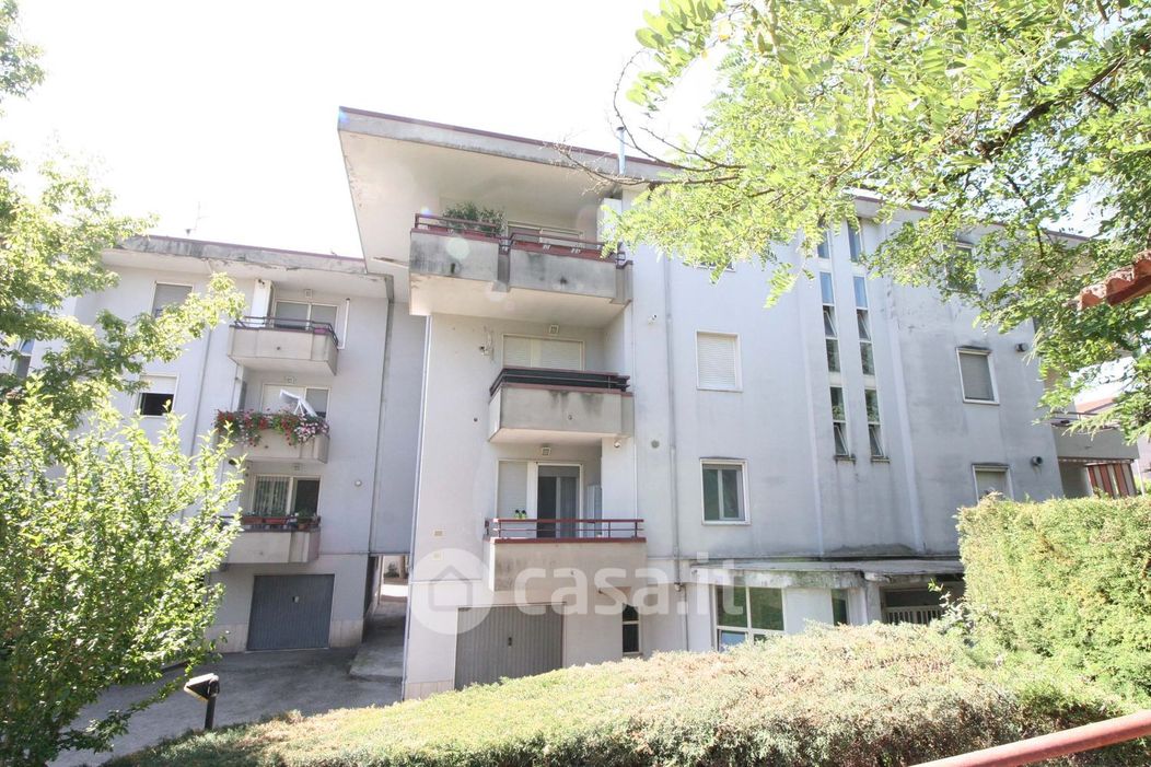 Appartamento in Affitto in Via Pietro Mascagni 2 a Benevento