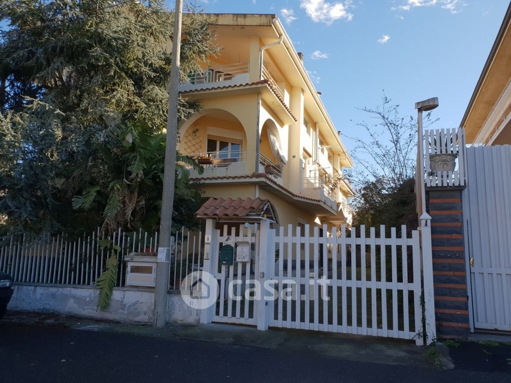 Appartamento in Vendita in Via Imola a San Giovanni la Punta