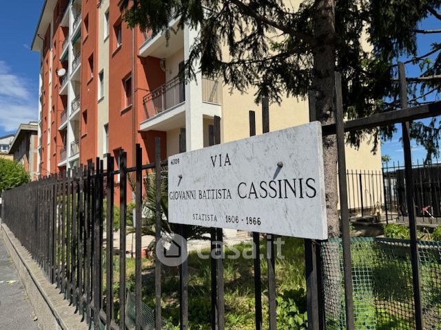Appartamento in Vendita in Via Giovanni Battista Cassinis a Milano