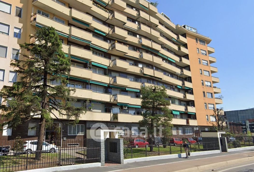 Appartamento in Vendita in Via Olgettina 9 a Milano