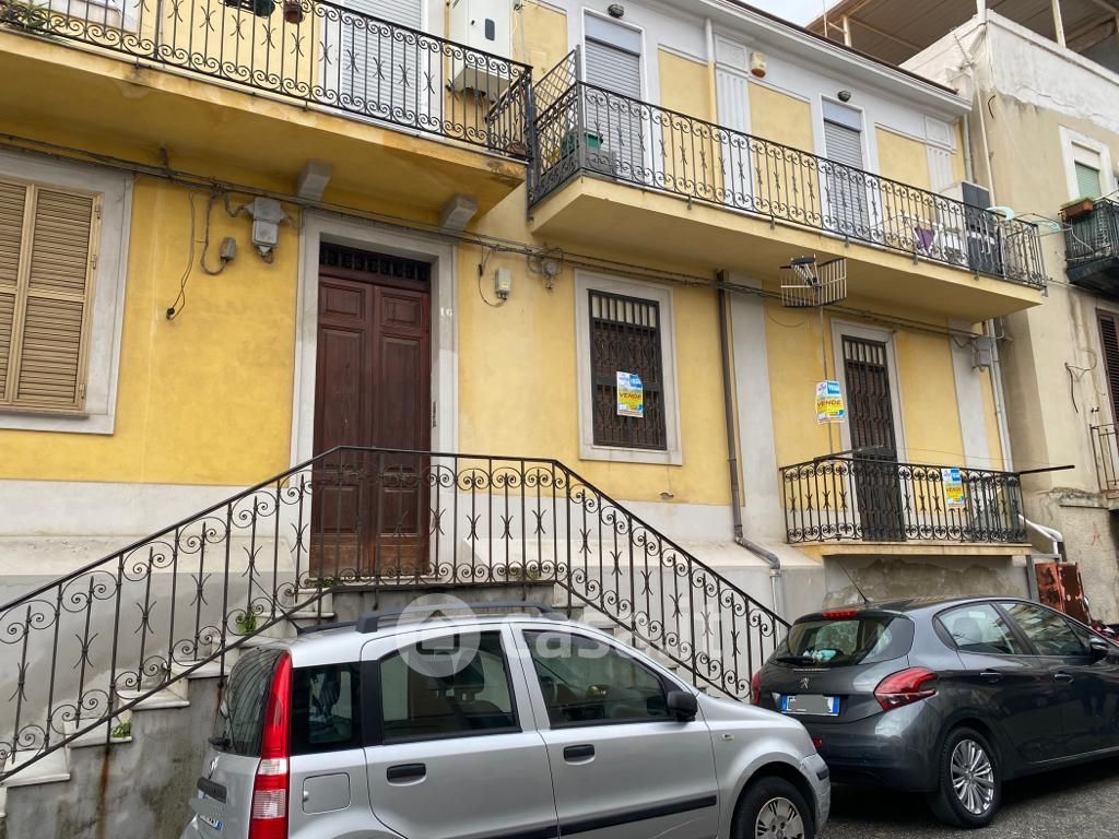 Appartamento in Vendita in Via Antonello Freri a Messina