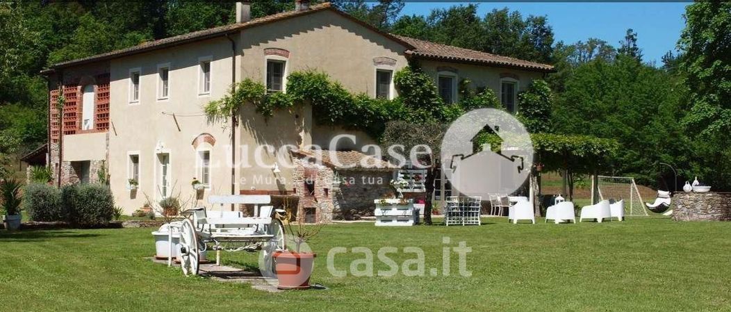 Rustico/Casale in Vendita in Via Sarzanese a Lucca