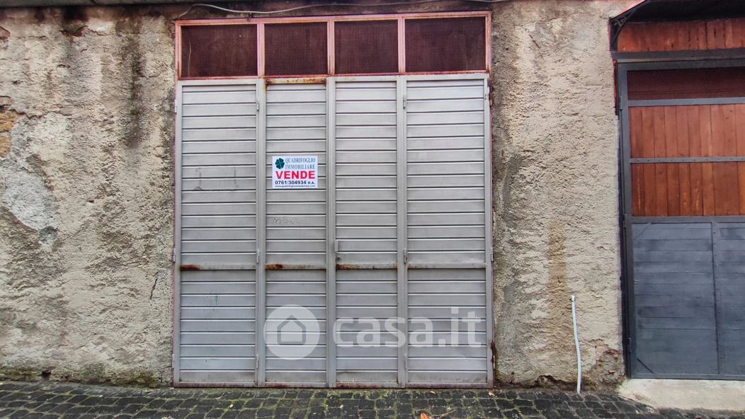 Garage/Posto auto in Vendita in Via Castello 311 a Canepina