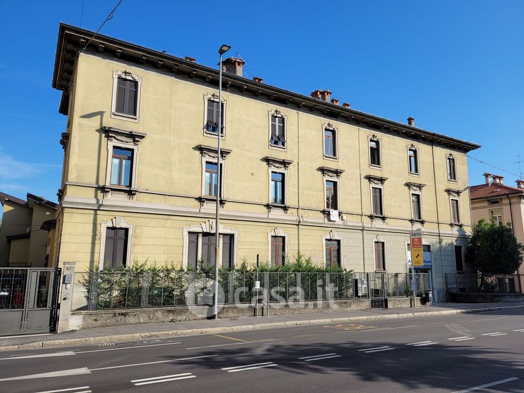 Appartamento in Vendita in Via Filippo Corridoni 13 a Bergamo
