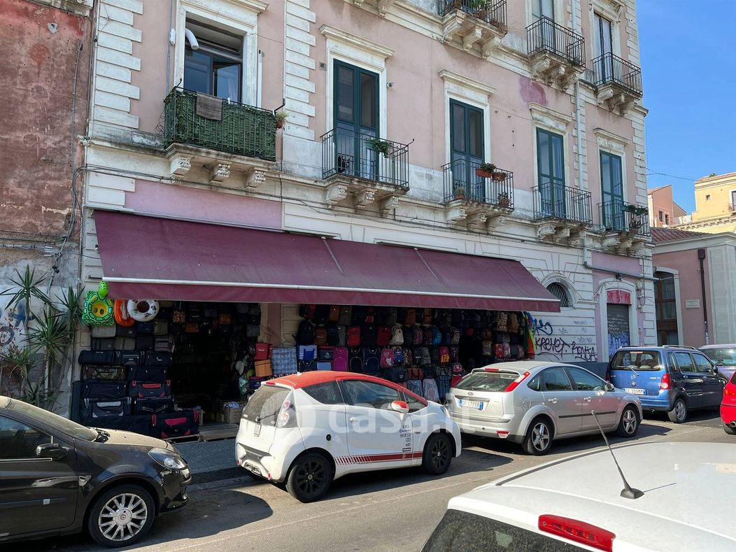 Negozio/Locale commerciale in Vendita in Via Marchese di Casalotto 79 a Catania