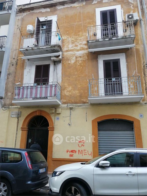 Appartamento in Vendita in Via Francesco Petrelli 33 a Bari