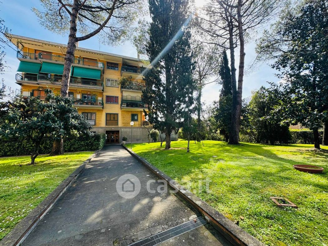 Appartamento in Vendita in Via Pasquale Baffi 75 a Roma