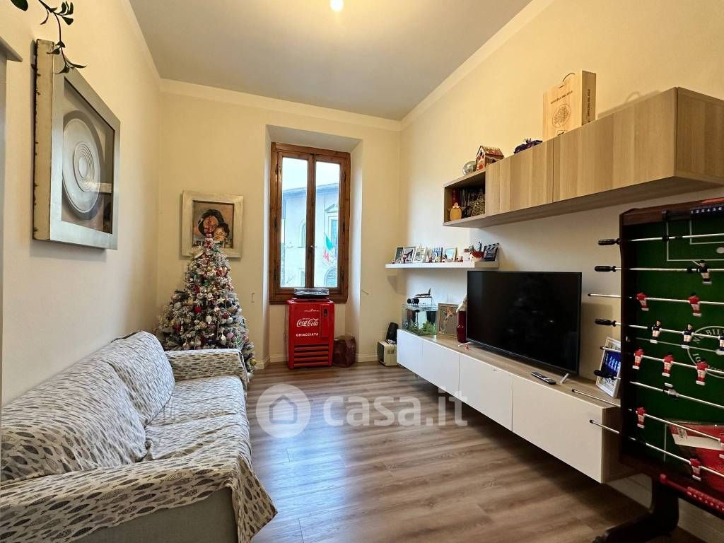 Appartamento in Affitto in Via Vittoria Colonna a Milano
