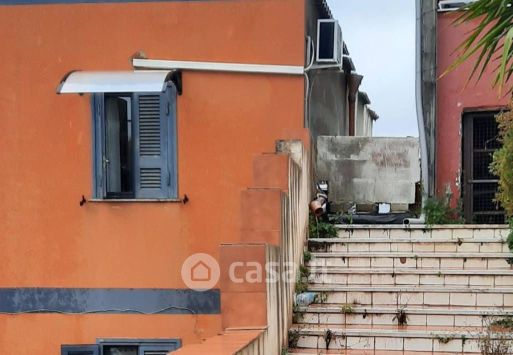 Appartamento in Vendita in Via Pisani 183 a Napoli