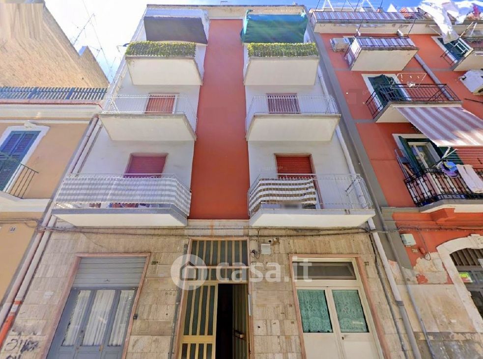 Appartamento in Vendita in Via Fratelli Bandiera 29 a Bari