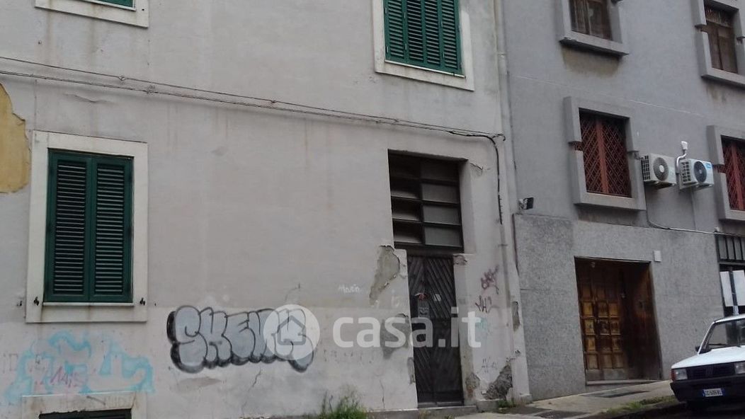 Appartamento in Vendita in Via Monsignore Bruno Francesco a Messina